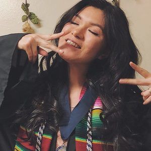 Meet your Posher, Rebeca